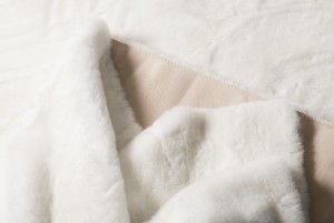Килим RABBIT FUR WHITE  - Сучасний килим